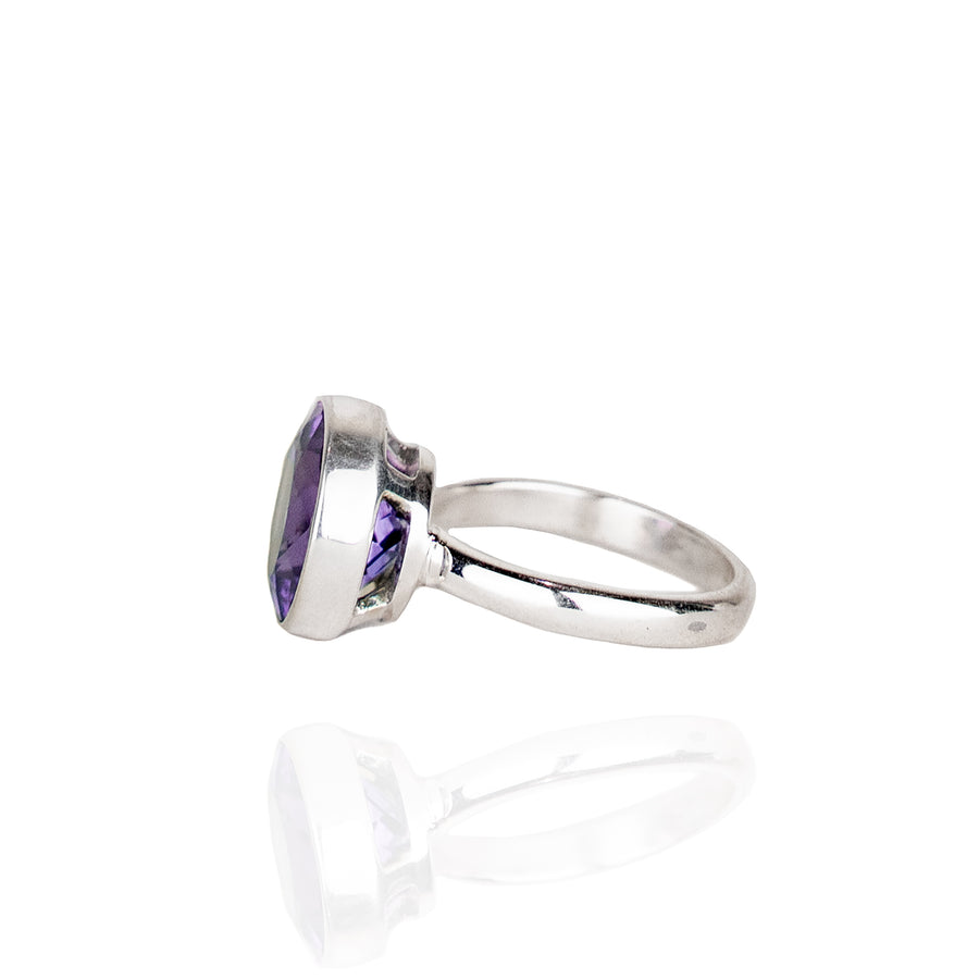 LUXE ROUND AMETHYST RING