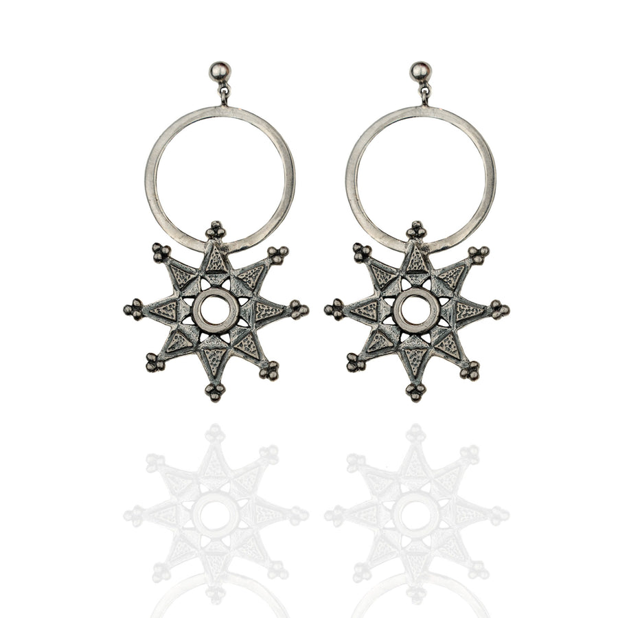 Silver hoop with 8 point star earrings