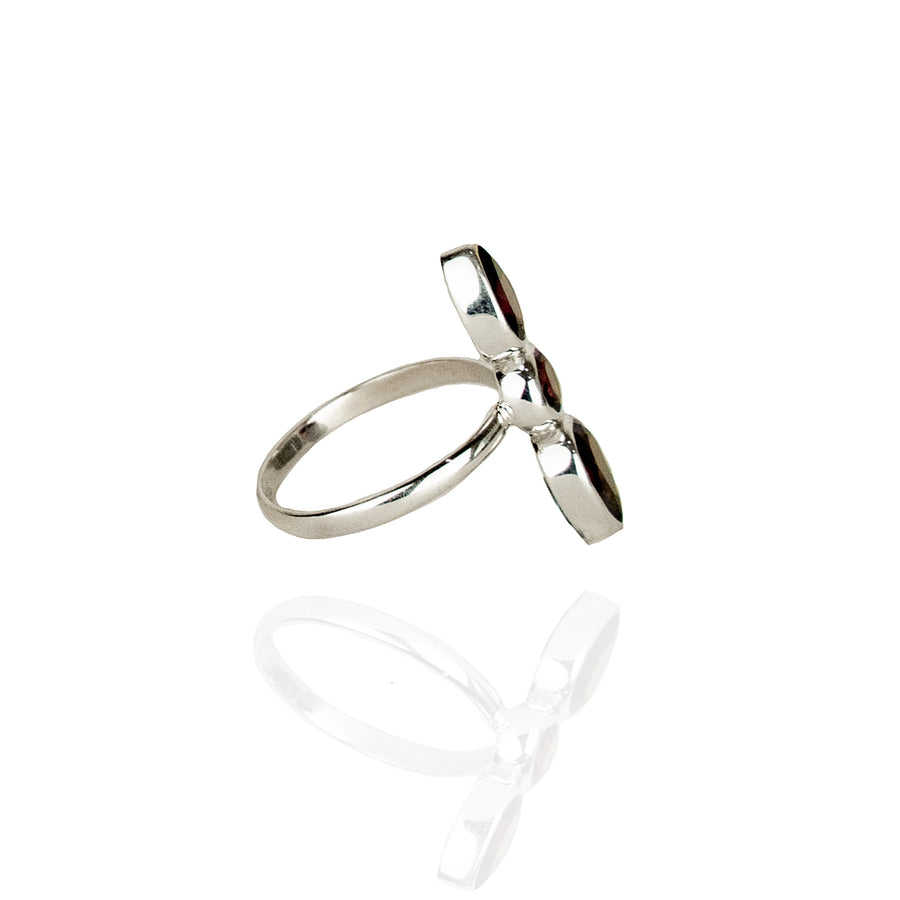 GARNET TRILOGY RING SILVER