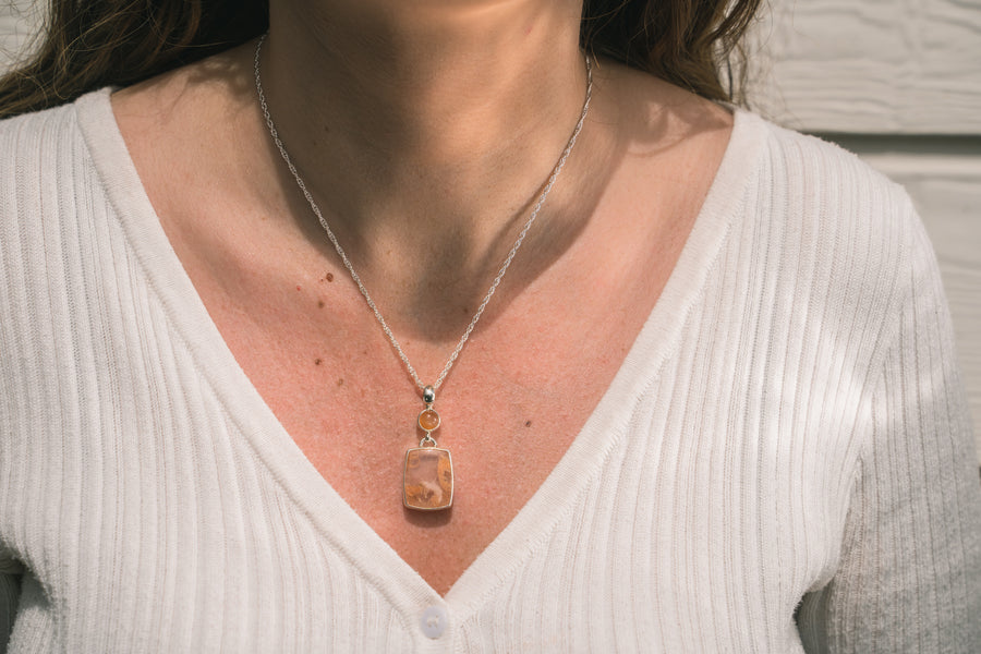 ROSE QUARTZ LODOLITE WITH APRICOT MOONSTONE NECKLACE