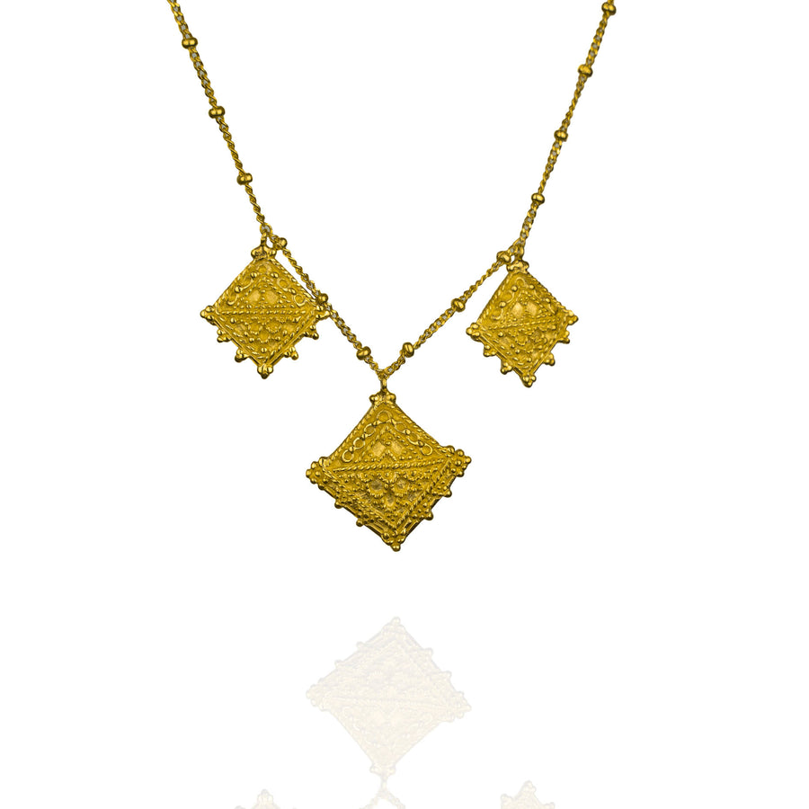 Gold vintage inspired necklace
