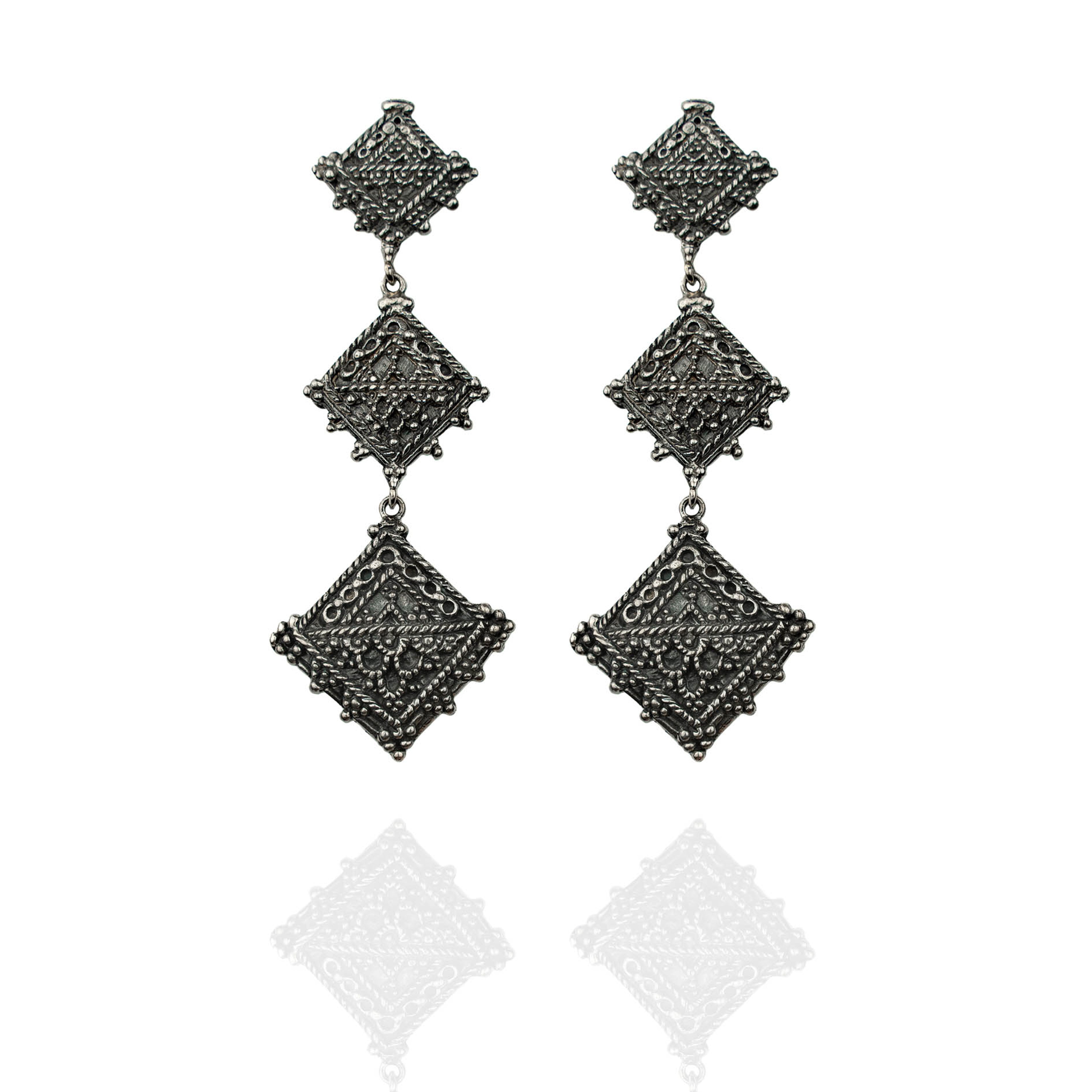 Silver vintage inspired earrings