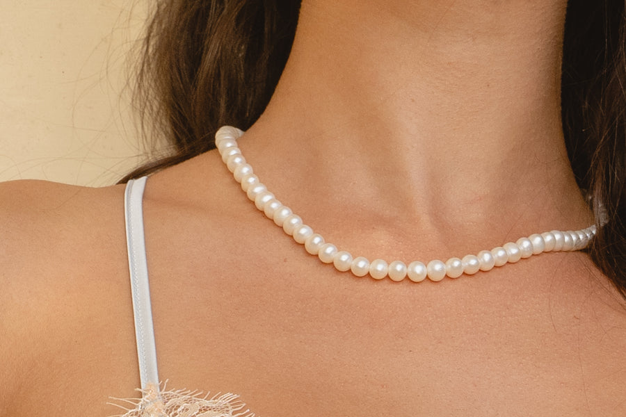 BELLA LUNA PEARL NECKLACE